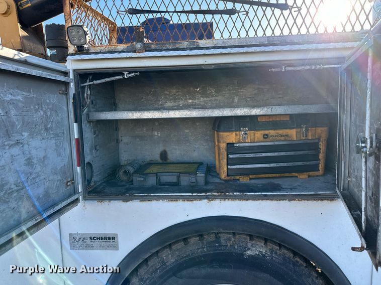 image for item OF9171 1995 Kenworth T300 utility / service truck