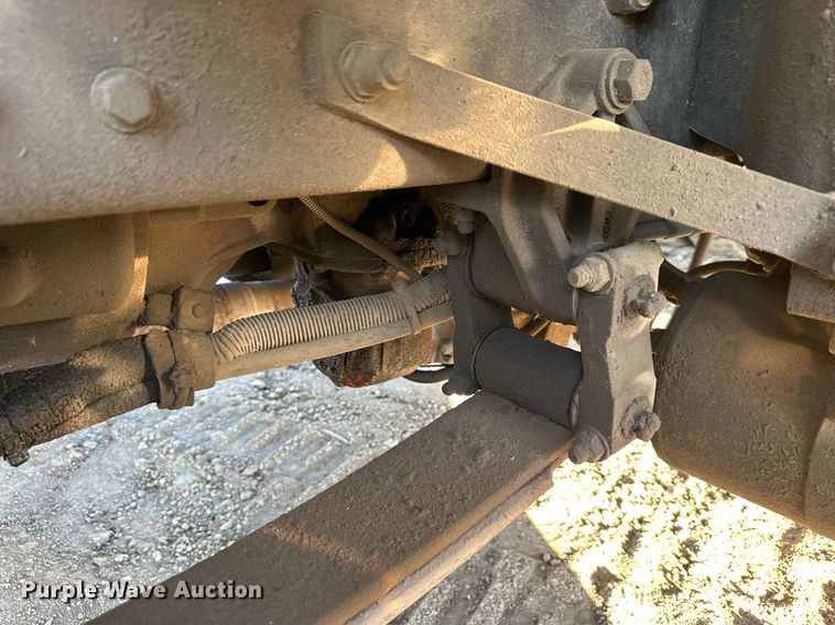 image for item OF9171 1995 Kenworth T300 utility / service truck