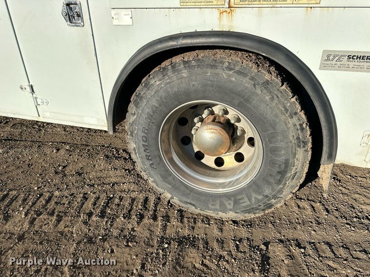 image for item OF9171 1995 Kenworth T300 utility / service truck