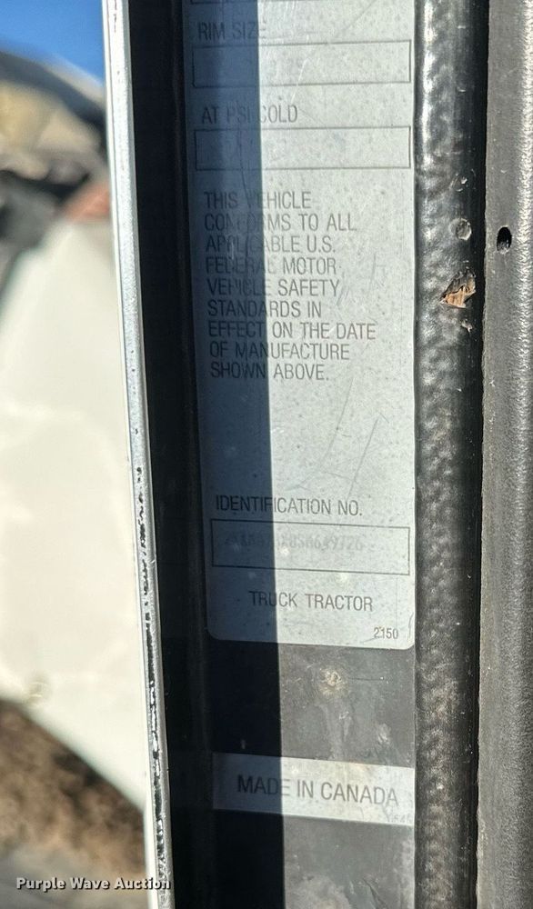 image for item OF9171 1995 Kenworth T300 utility / service truck