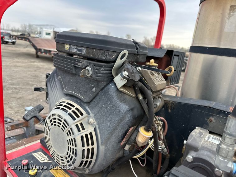 image for item OF9338 1997 PJ equipment trailer