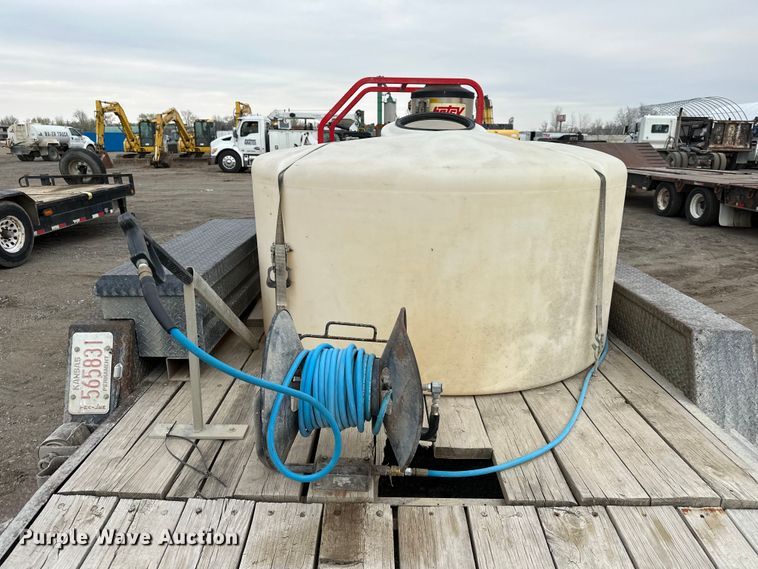 image for item OF9338 1997 PJ equipment trailer