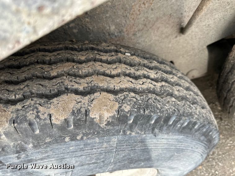 image for item OF9338 1997 PJ equipment trailer