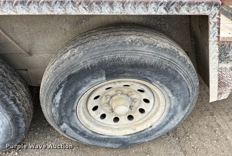 image for item OF9338 1997 PJ equipment trailer