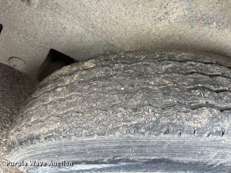 image for item OF9338 1997 PJ equipment trailer