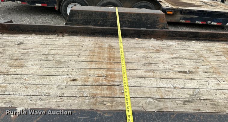 image for item OF9340 2016 PJ tilt deck equipment trailer