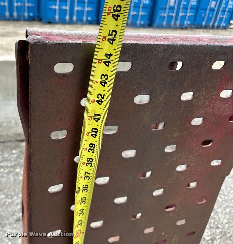 image for item OF9340 2016 PJ tilt deck equipment trailer