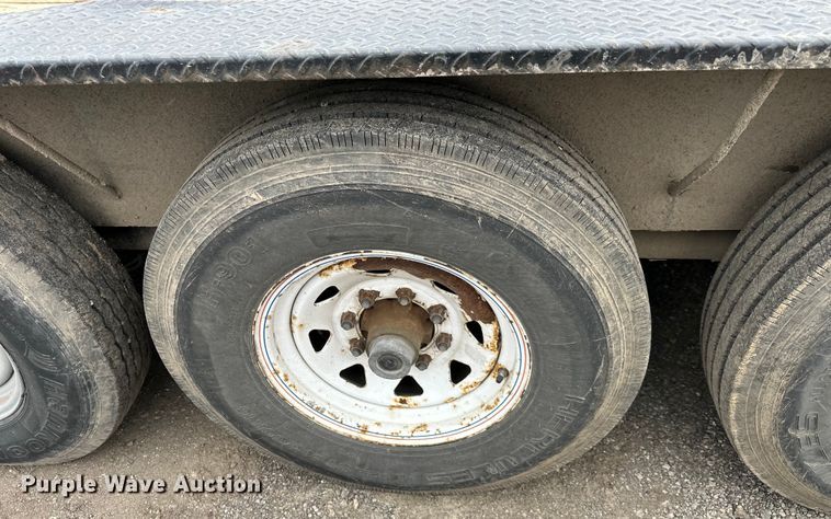 image for item OF9340 2016 PJ tilt deck equipment trailer