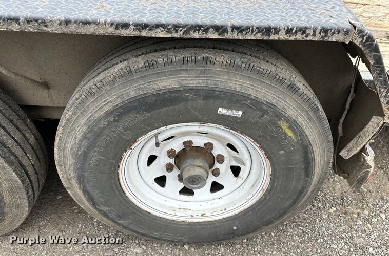 image for item OF9340 2016 PJ tilt deck equipment trailer