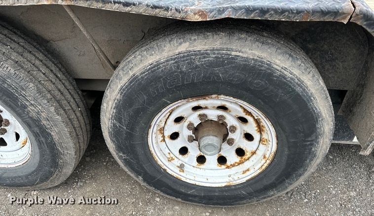 image for item OF9340 2016 PJ tilt deck equipment trailer