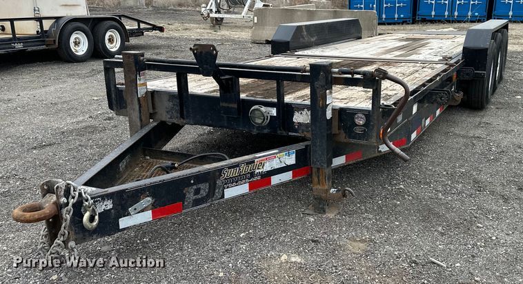 image for item OF9341 2016 PJ tilt deck equipment trailer
