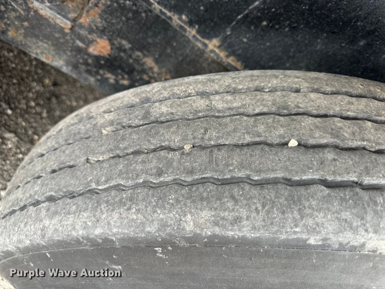 image for item OF9341 2016 PJ tilt deck equipment trailer