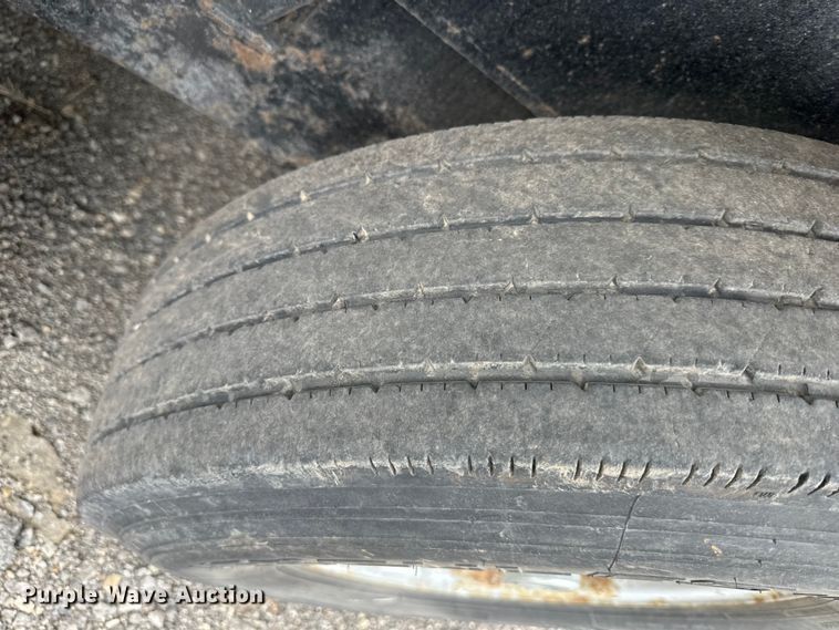 image for item OF9341 2016 PJ tilt deck equipment trailer