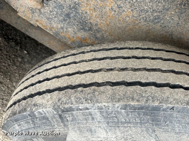 image for item OF9343 2016 PJ T7243 tilt deck equipment trailer