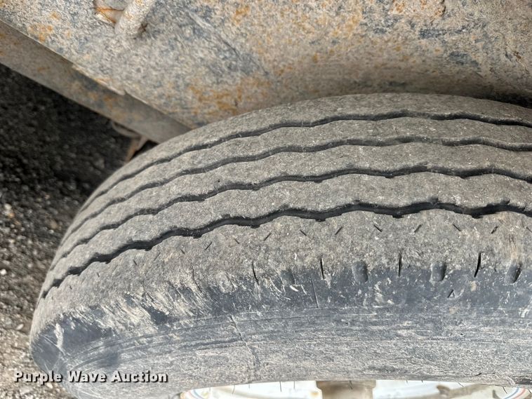 image for item OF9343 2016 PJ T7243 tilt deck equipment trailer