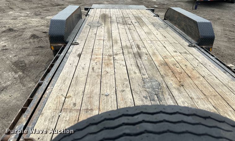 image for item OF9345 2016 PJ tilt deck equipment trailer