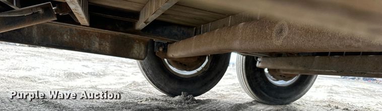 image for item OF9345 2016 PJ tilt deck equipment trailer