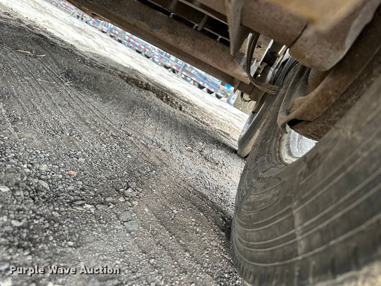 image for item OF9345 2016 PJ tilt deck equipment trailer