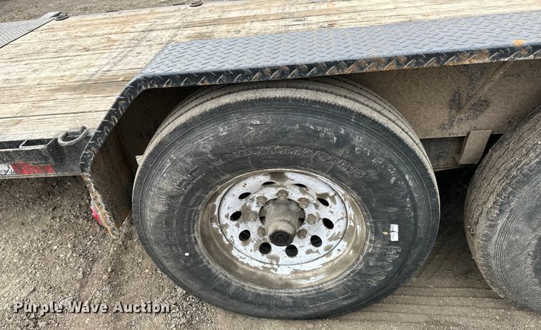 image for item OF9345 2016 PJ tilt deck equipment trailer