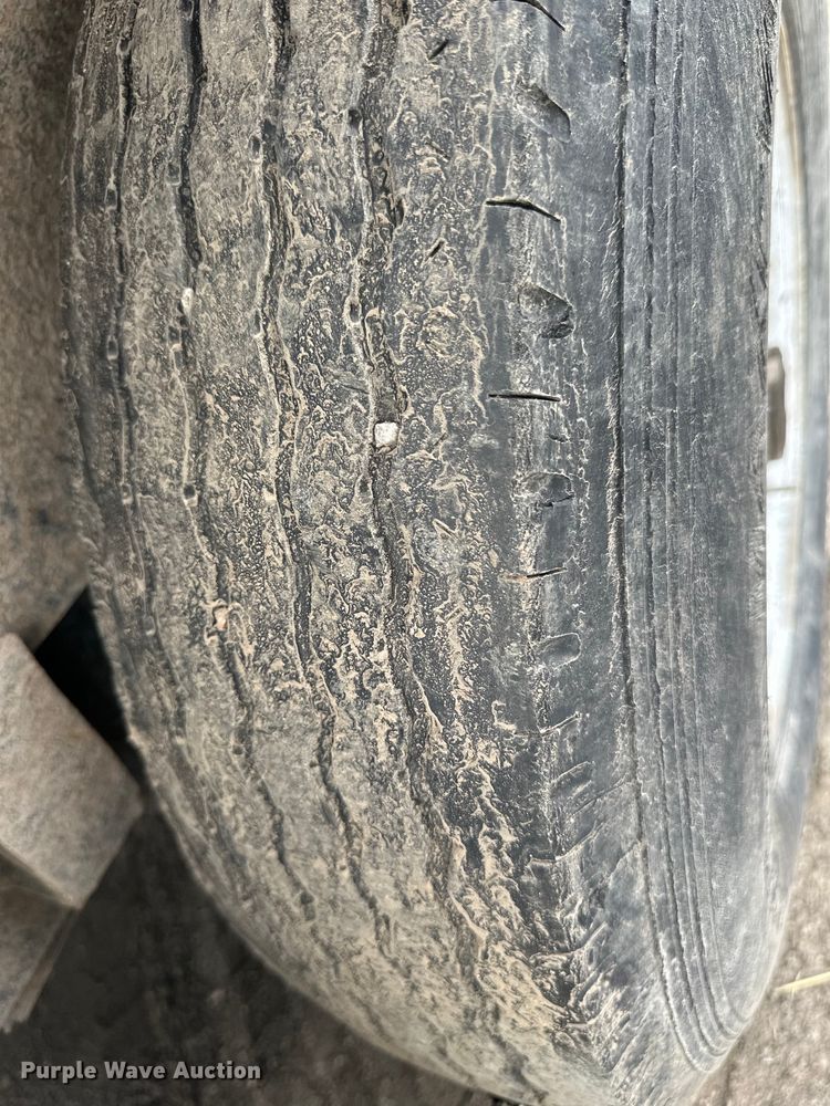 image for item OF9345 2016 PJ tilt deck equipment trailer