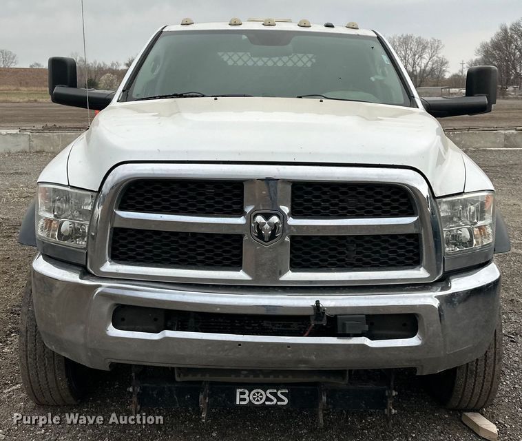 image for item OF9347 2014 Dodge  Ram 5500HD Crew Cab flatbed truck