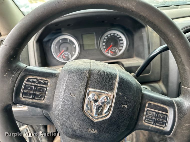 image for item OF9347 2014 Dodge  Ram 5500HD Crew Cab flatbed truck