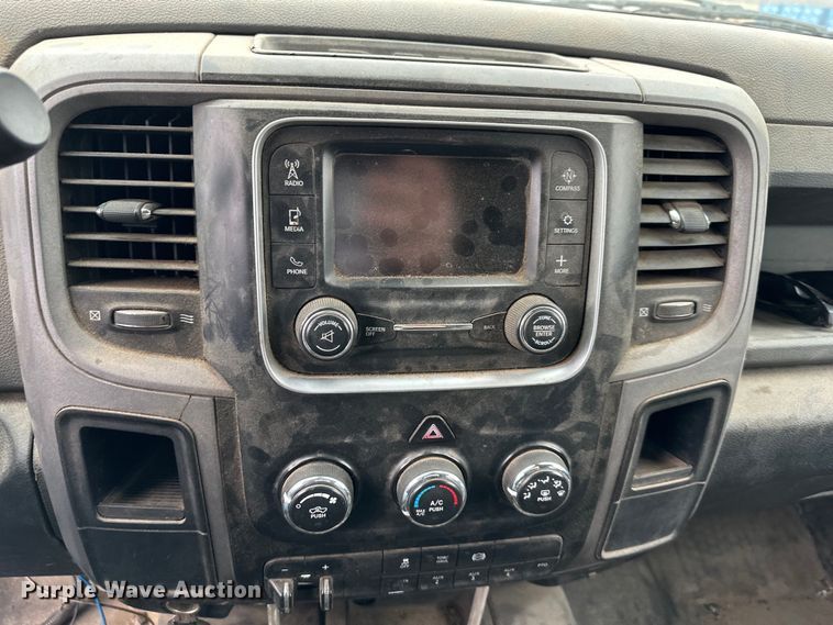 image for item OF9347 2014 Dodge  Ram 5500HD Crew Cab flatbed truck