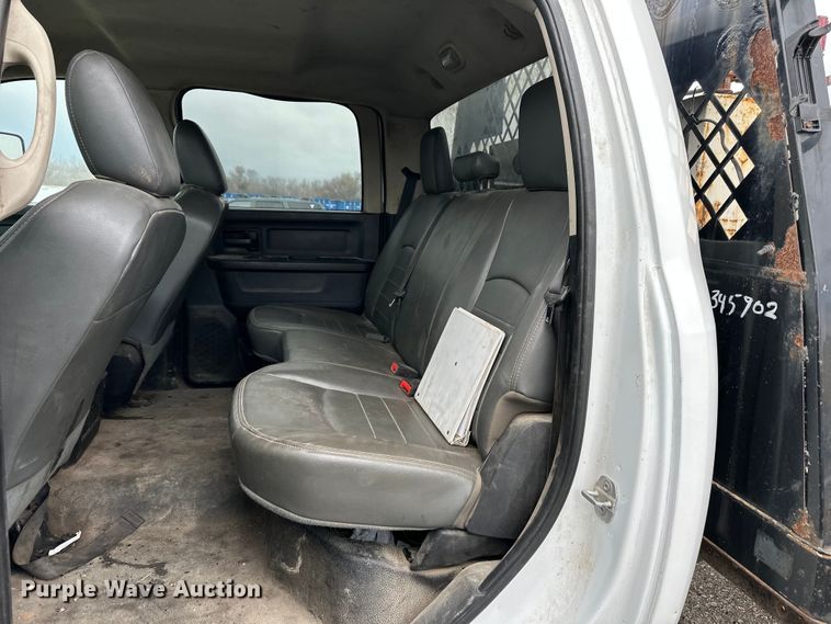 image for item OF9347 2014 Dodge  Ram 5500HD Crew Cab flatbed truck