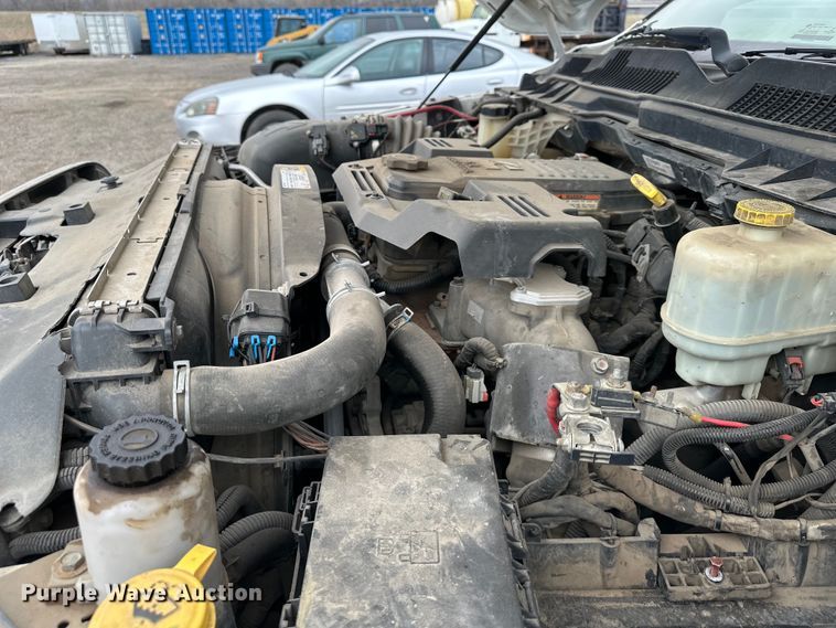 image for item OF9347 2014 Dodge  Ram 5500HD Crew Cab flatbed truck