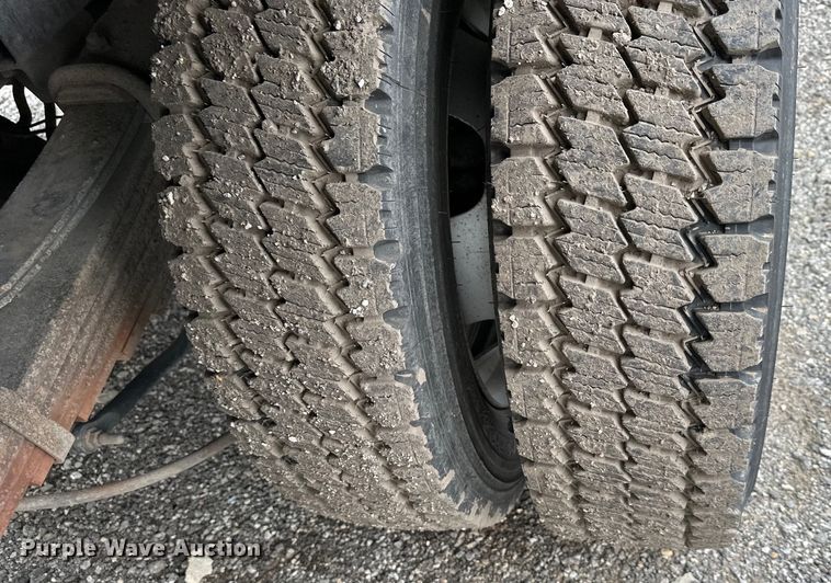 image for item OF9347 2014 Dodge  Ram 5500HD Crew Cab flatbed truck