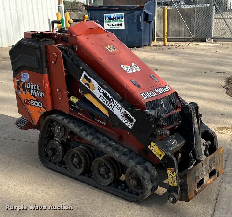 image for item OF9387 2017 Ditch Witch  SK600 compact utility loader