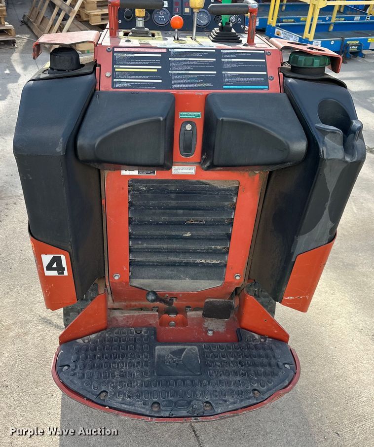 image for item OF9387 2017 Ditch Witch  SK600 compact utility loader