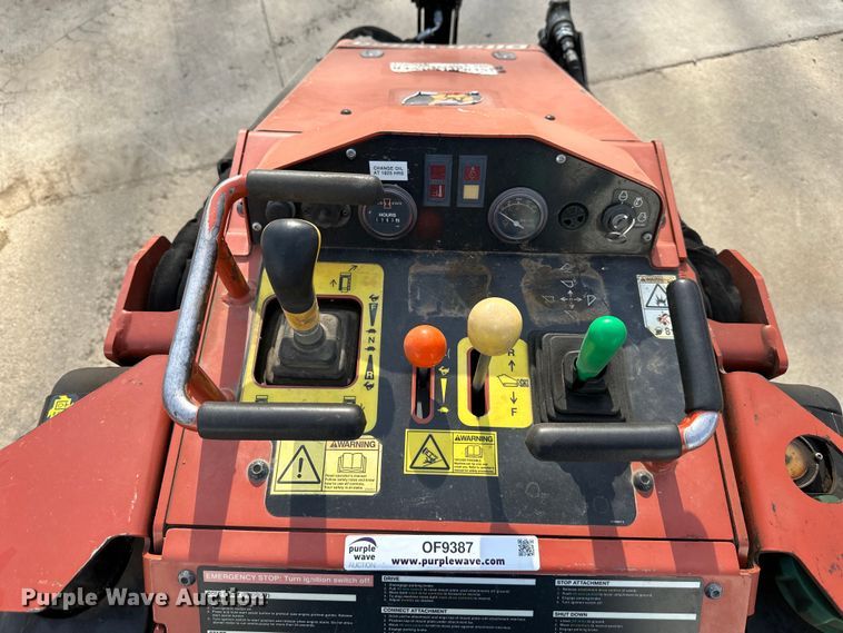 image for item OF9387 2017 Ditch Witch  SK600 compact utility loader