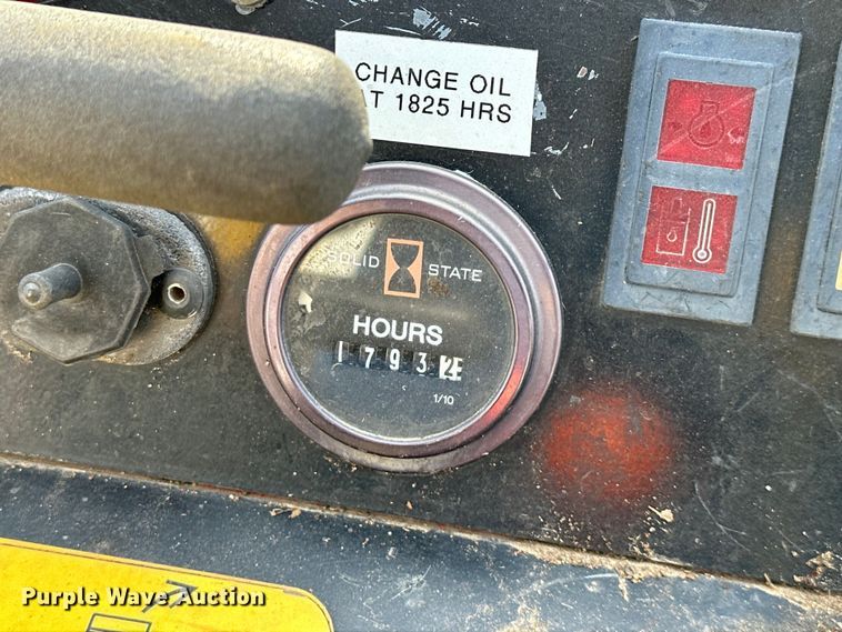 image for item OF9387 2017 Ditch Witch  SK600 compact utility loader