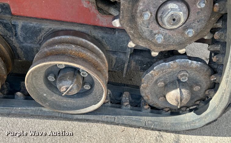 image for item OF9387 2017 Ditch Witch  SK600 compact utility loader