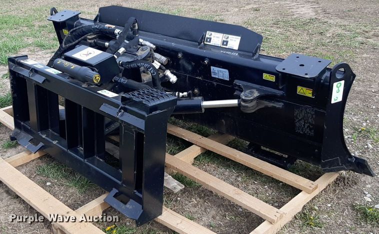 image for item OF9692 Caterpillar skid steer dozer blade