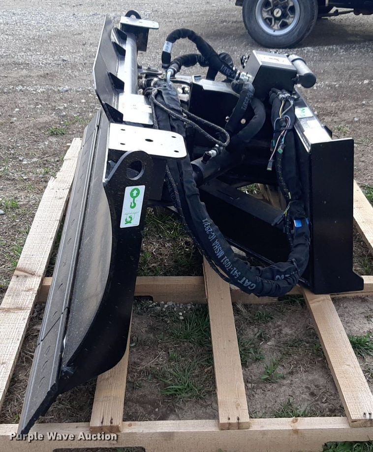 image for item OF9692 Caterpillar skid steer dozer blade