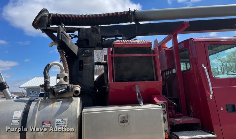 image for item OG9852 1994 Ford L8000 sewer jetter truck