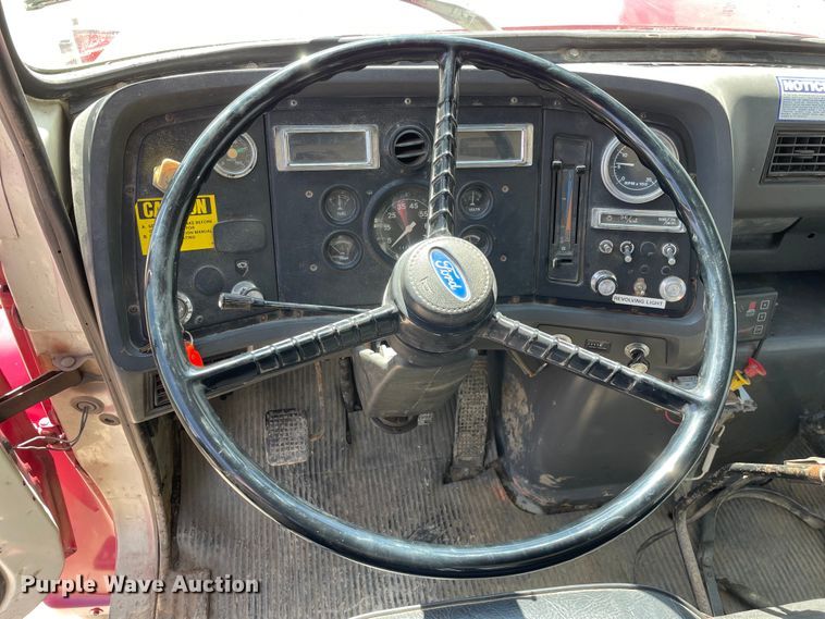 image for item OG9852 1994 Ford L8000 sewer jetter truck