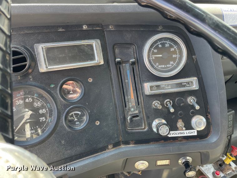 image for item OG9852 1994 Ford L8000 sewer jetter truck