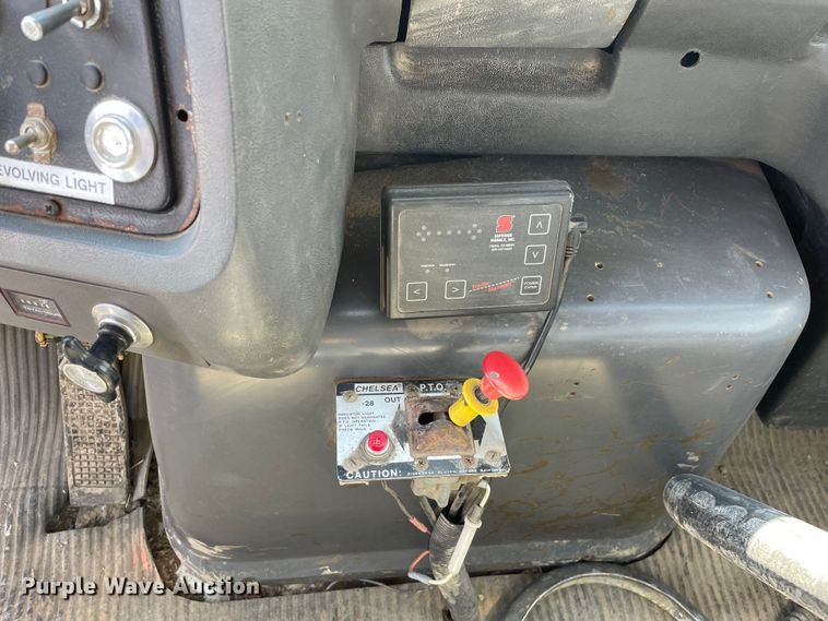 image for item OG9852 1994 Ford L8000 sewer jetter truck