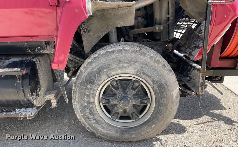 image for item OG9852 1994 Ford L8000 sewer jetter truck