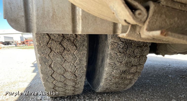 image for item OG9852 1994 Ford L8000 sewer jetter truck