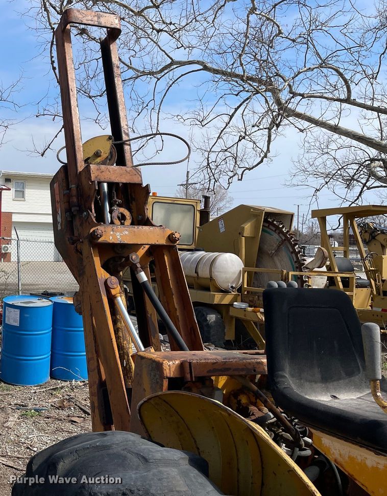 image for item OG9857 Case 580CK industrial tractor