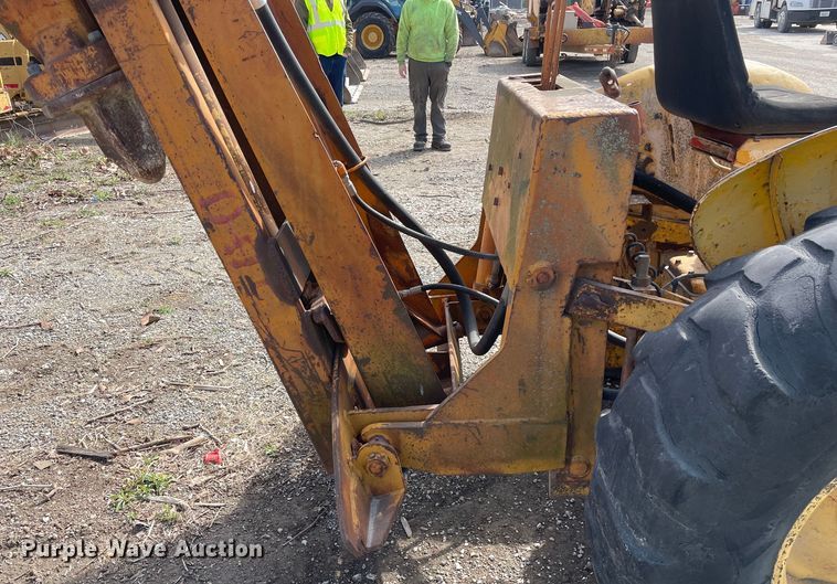 image for item OG9857 Case 580CK industrial tractor