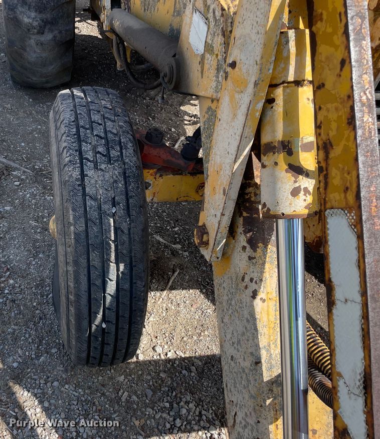 image for item OG9857 Case 580CK industrial tractor