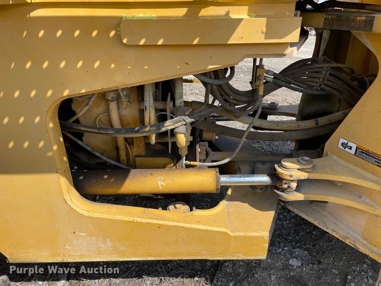 image for item OG9858 1996 John Deere  644G wheel loader