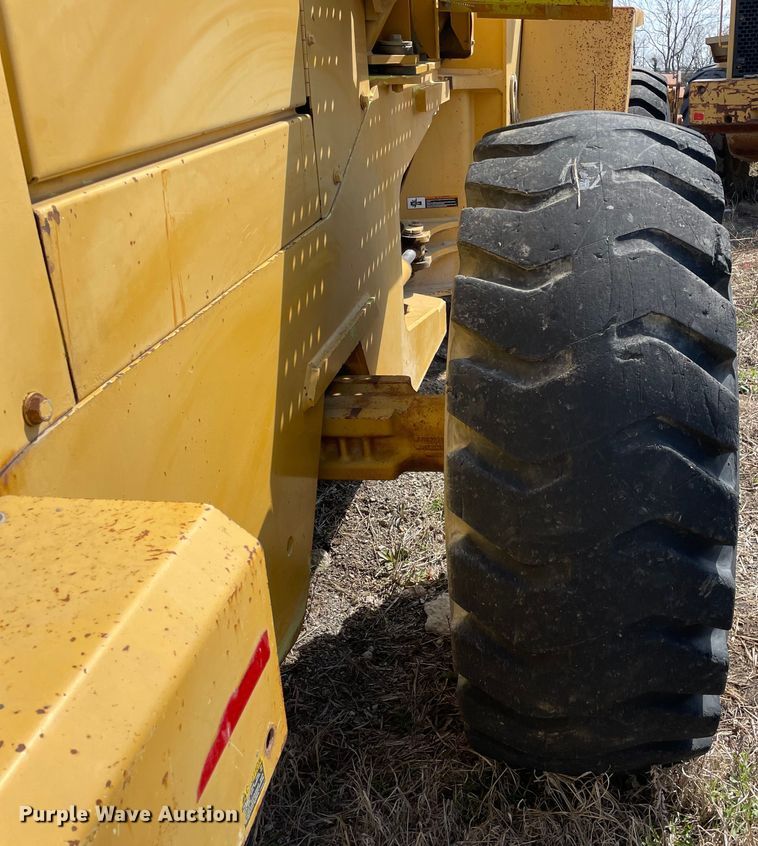 image for item OG9858 1996 John Deere  644G wheel loader