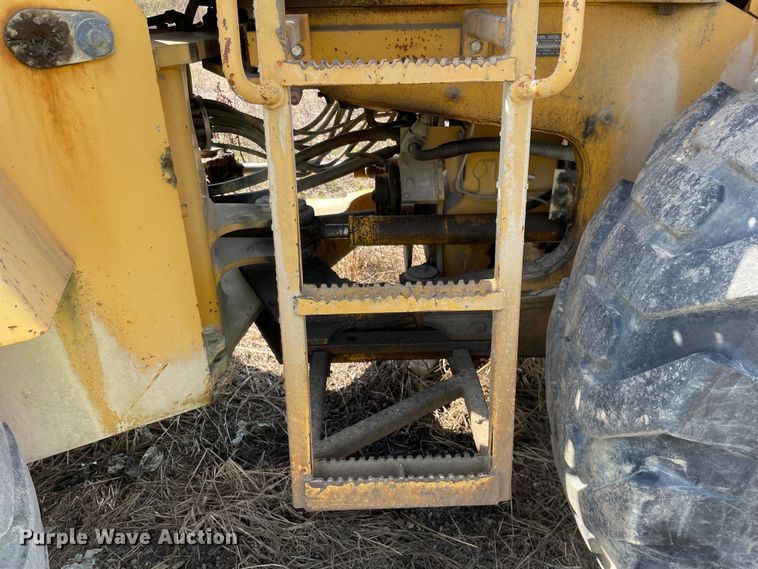image for item OG9859 1997 John Deere  544G wheel loader