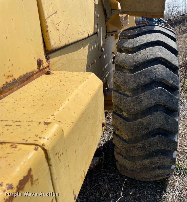 image for item OG9859 1997 John Deere  544G wheel loader